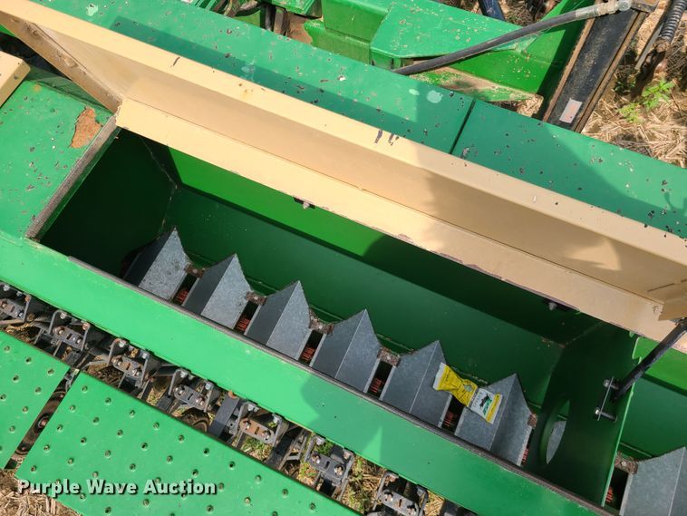 image for item L1269 Great Plains Solid Stand 15  grain drill