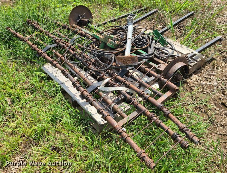 image for item L1269 Great Plains Solid Stand 15  grain drill