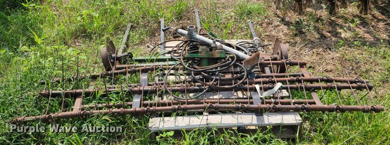 image for item L1269 Great Plains Solid Stand 15  grain drill