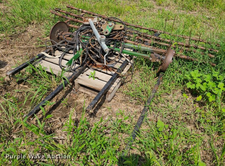 image for item L1269 Great Plains Solid Stand 15  grain drill