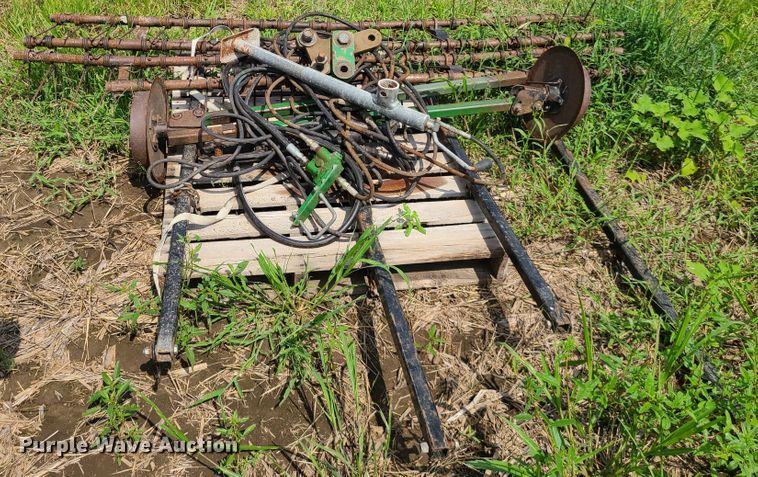 image for item L1269 Great Plains Solid Stand 15  grain drill