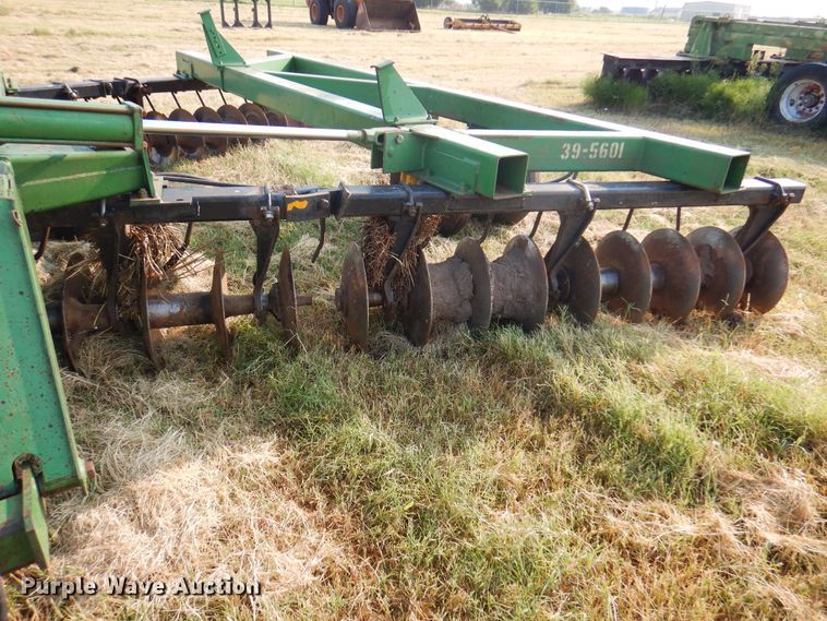 image for item DK2298 John Deere 650  double off-set disk