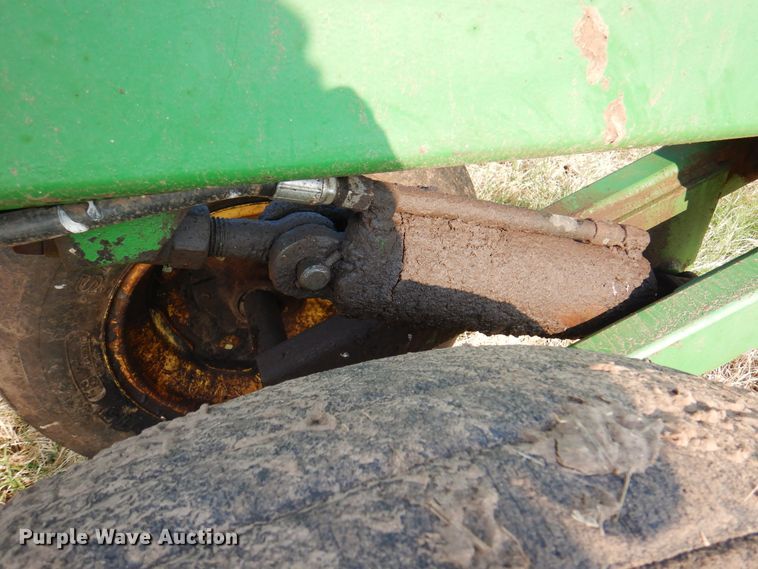 image for item DK2298 John Deere 650  double off-set disk