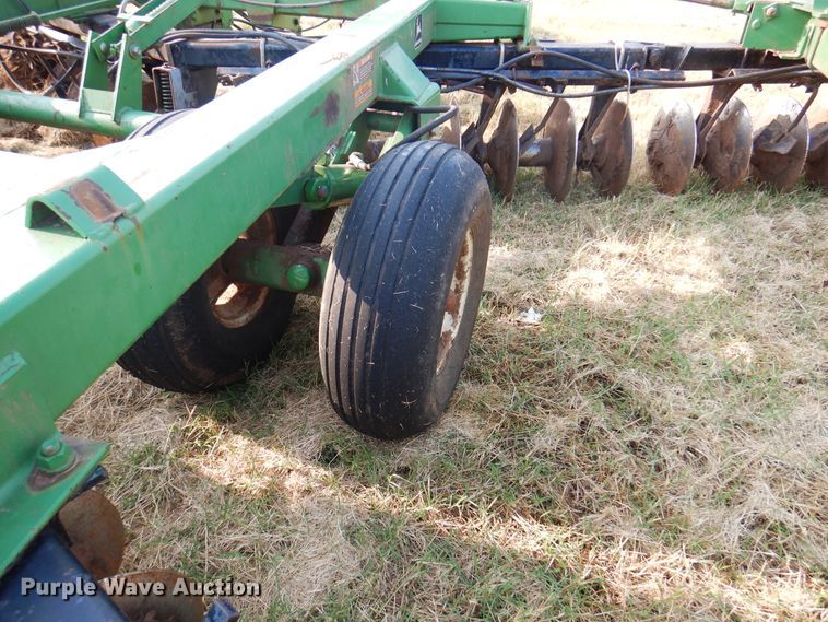 image for item DK2298 John Deere 650  double off-set disk