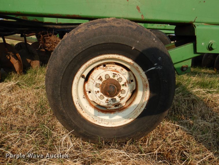 image for item DK2298 John Deere 650  double off-set disk