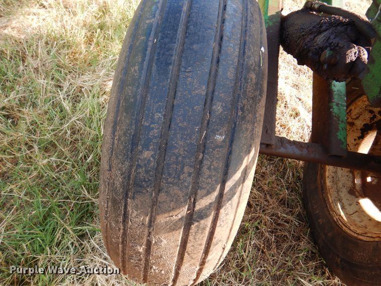 image for item DK2298 John Deere 650  double off-set disk