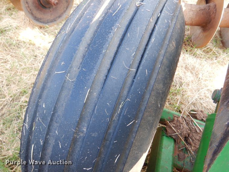 image for item DK2298 John Deere 650  double off-set disk