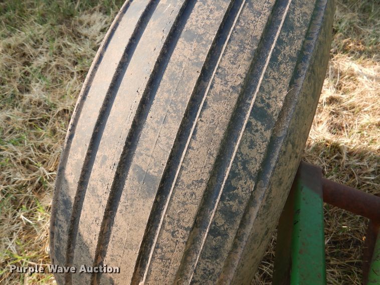 image for item DK2298 John Deere 650  double off-set disk