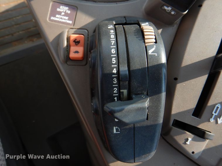 image for item DK2299 John Deere 6105R  tractor