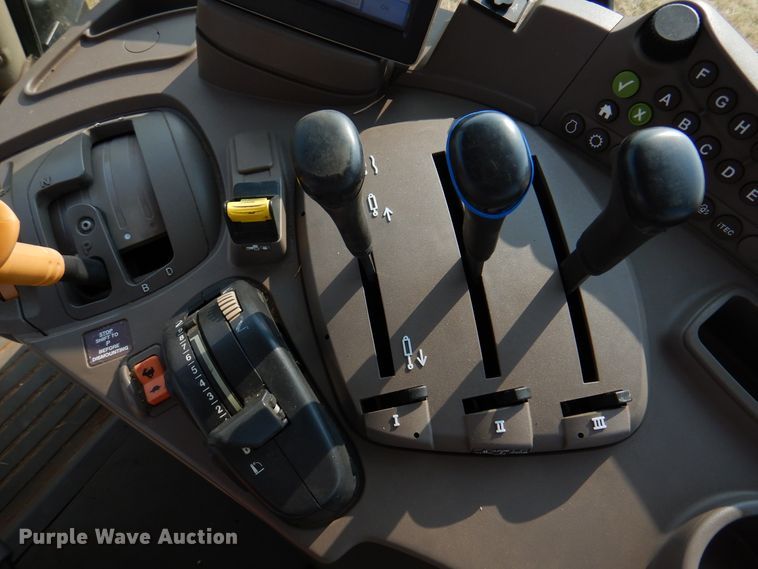 image for item DK2301 2014 John Deere 6105R  tractor