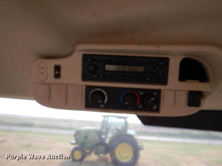 image for item DK2301 2014 John Deere 6105R  tractor