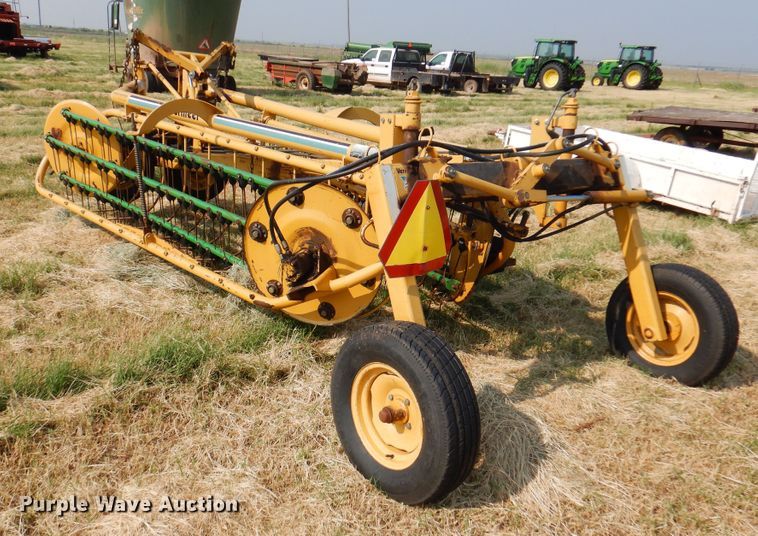 image for item DK2303 Vermeer R23A  hay rake