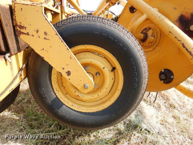 image for item DK2303 Vermeer R23A  hay rake