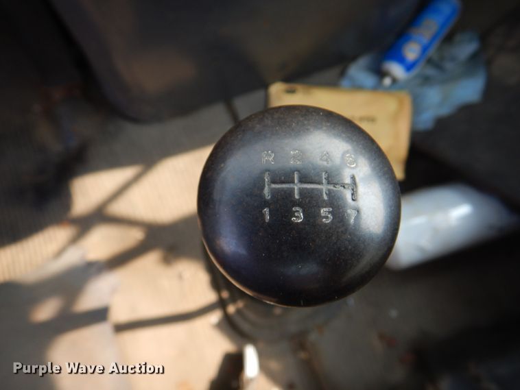 image for item DK2311 1995 Ford Aeromax L9000  grain truck