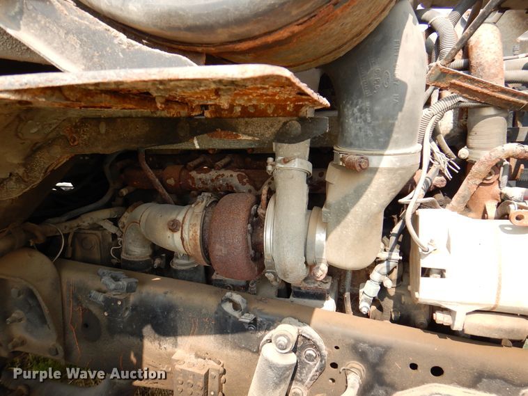 image for item DK2311 1995 Ford Aeromax L9000  grain truck