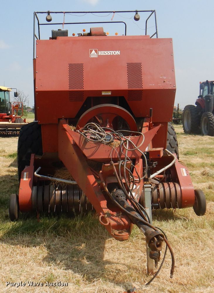 image for item DK2313 1989 Hesston 4900  large square baler