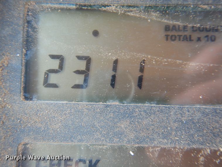 image for item DK2313 1989 Hesston 4900  large square baler