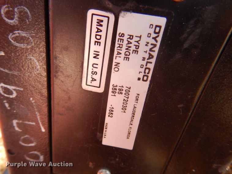 image for item DK2313 1989 Hesston 4900  large square baler