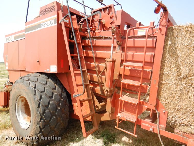 image for item DK2313 1989 Hesston 4900  large square baler