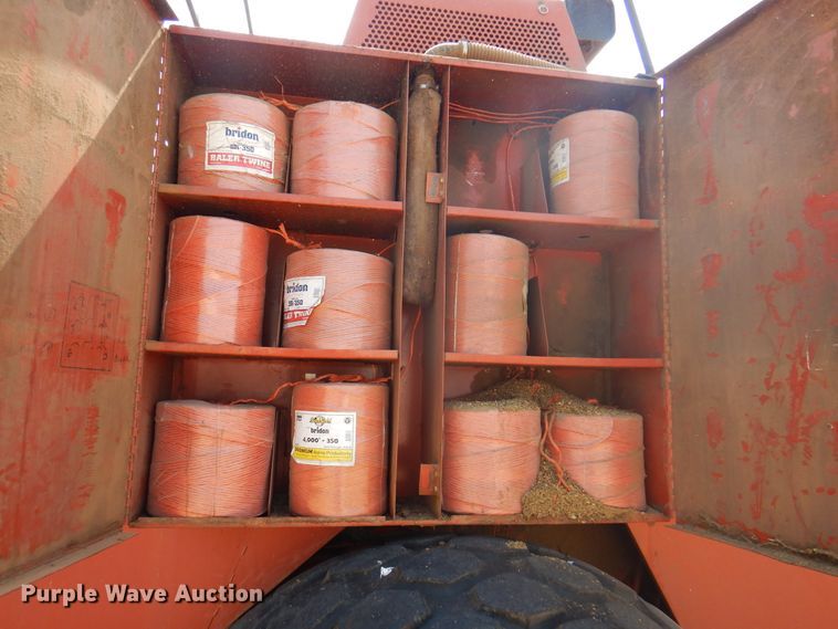 image for item DK2313 1989 Hesston 4900  large square baler