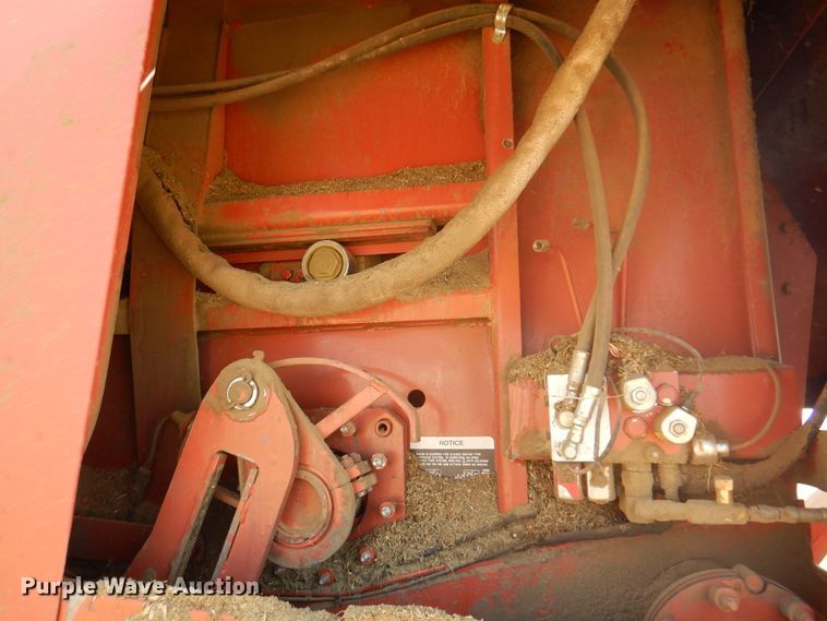 image for item DK2313 1989 Hesston 4900  large square baler