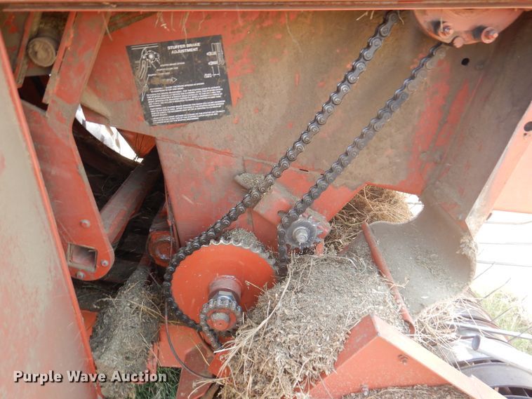 image for item DK2313 1989 Hesston 4900  large square baler