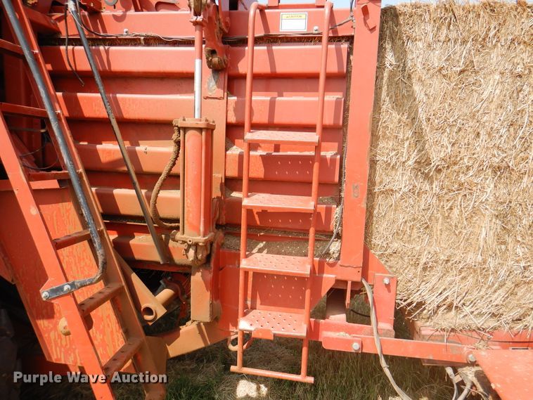 image for item DK2313 1989 Hesston 4900  large square baler
