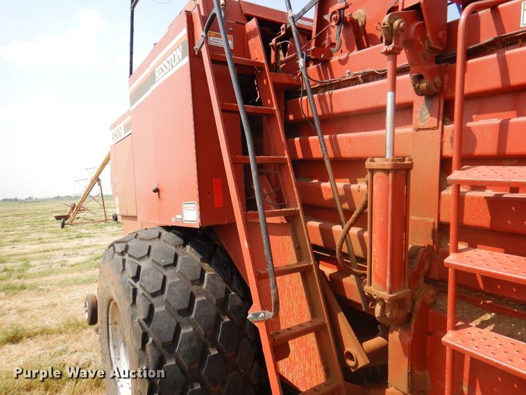 image for item DK2313 1989 Hesston 4900  large square baler