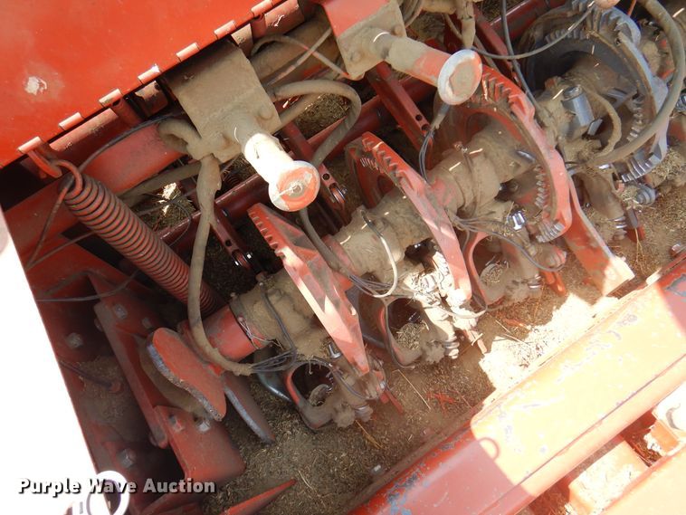 image for item DK2313 1989 Hesston 4900  large square baler