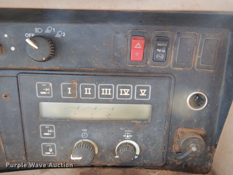 image for item DK2314 1996 John Deere 8400  MFWD tractor