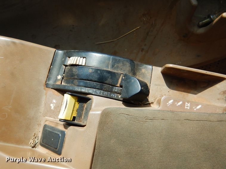 image for item DK2314 1996 John Deere 8400  MFWD tractor