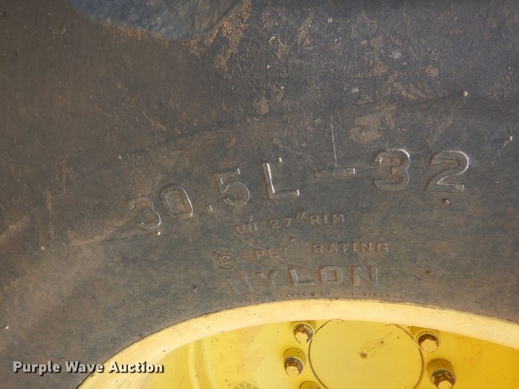 image for item DK2317 1993 John Deere 9500  combine