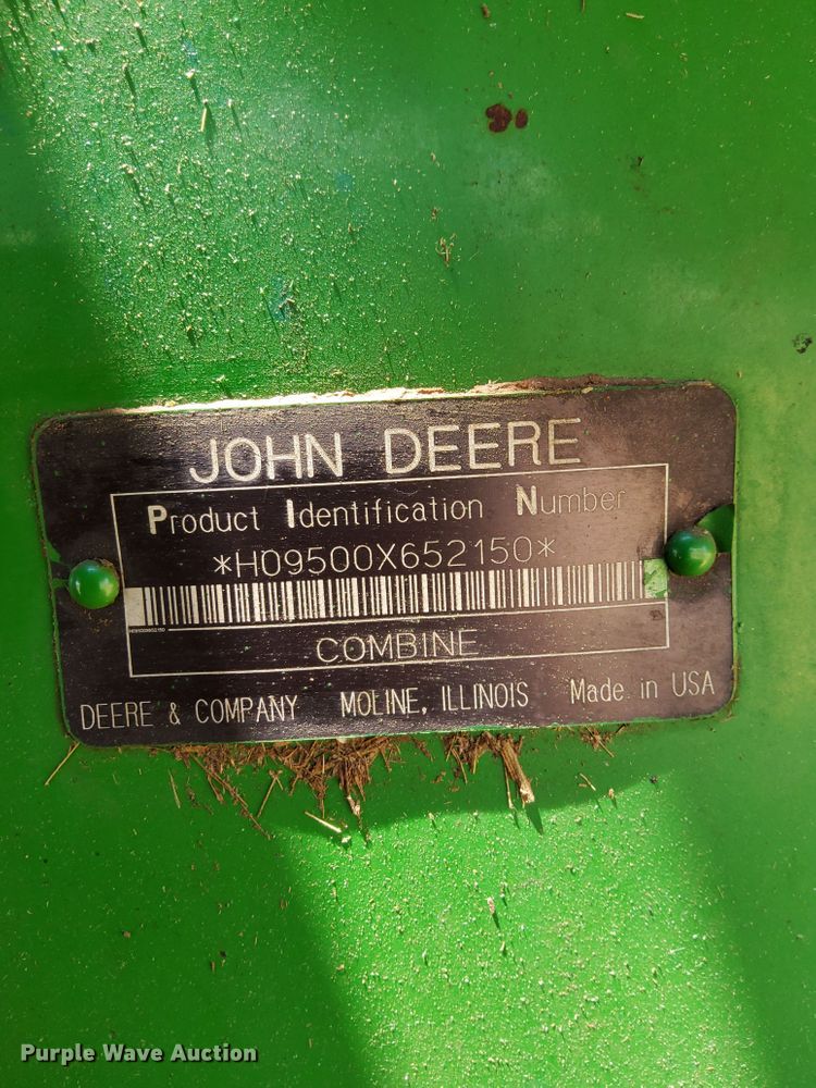 image for item DK2317 1993 John Deere 9500  combine