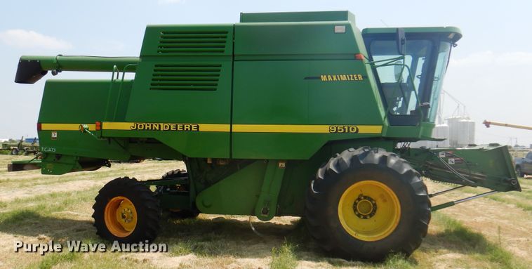 image for item DK2318 1998 John Deere 9510  combine