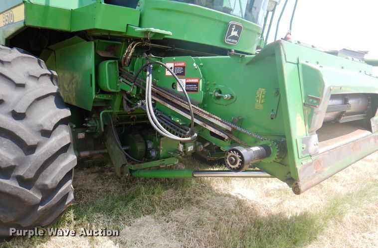 image for item DK2318 1998 John Deere 9510  combine