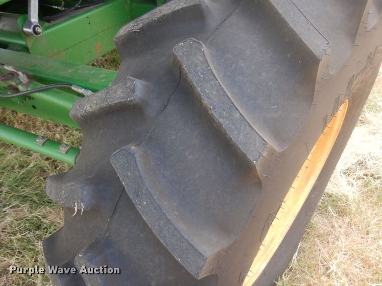 image for item DK2318 1998 John Deere 9510  combine