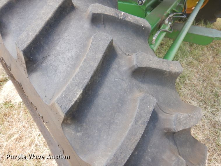 image for item DK2318 1998 John Deere 9510  combine