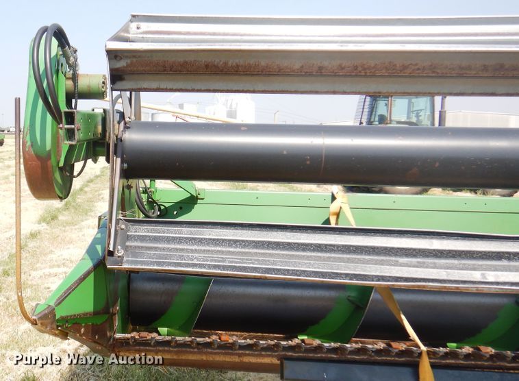 image for item DK2319 1995 John Deere 930  rigid head