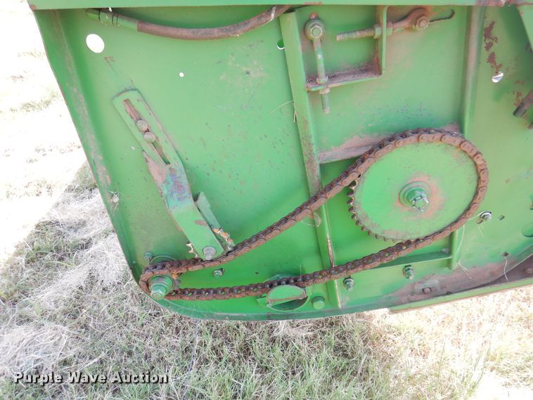image for item DK2319 1995 John Deere 930  rigid head