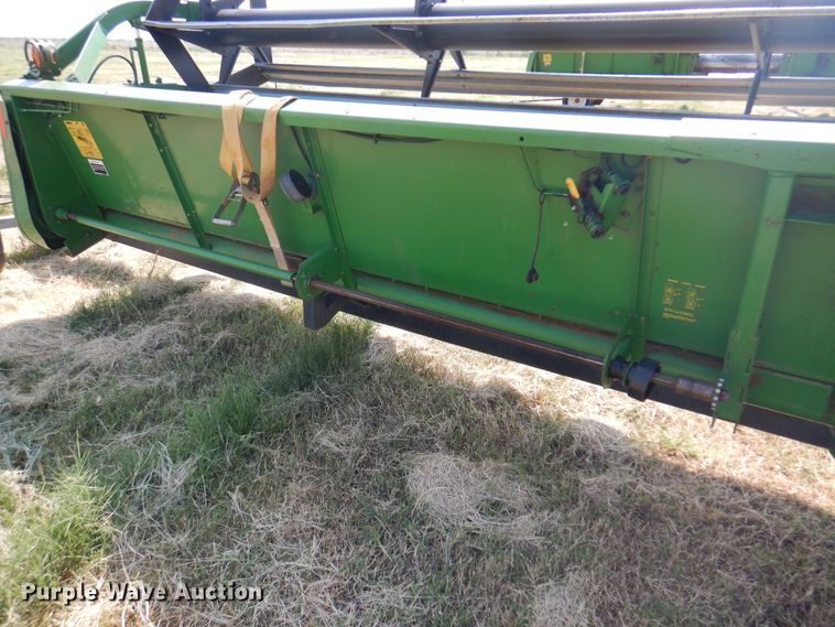 image for item DK2319 1995 John Deere 930  rigid head