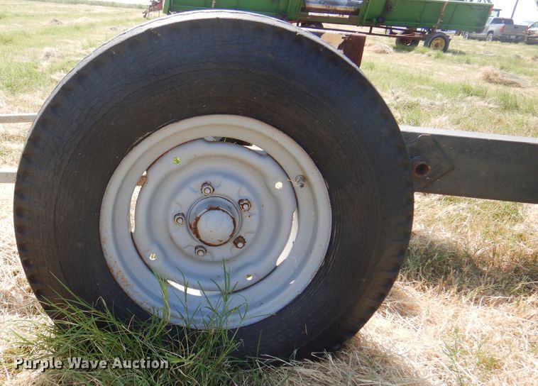 image for item DK2319 1995 John Deere 930  rigid head