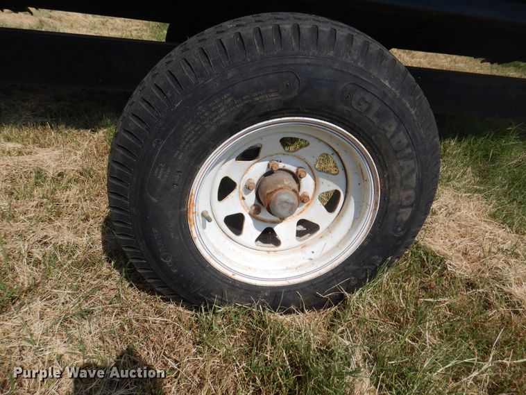 image for item DK2319 1995 John Deere 930  rigid head