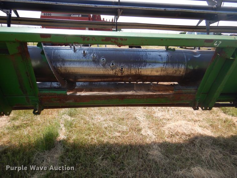 image for item DK2320 1995 John Deere 930  rigid head