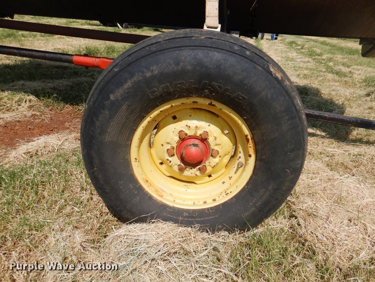 image for item DK2320 1995 John Deere 930  rigid head