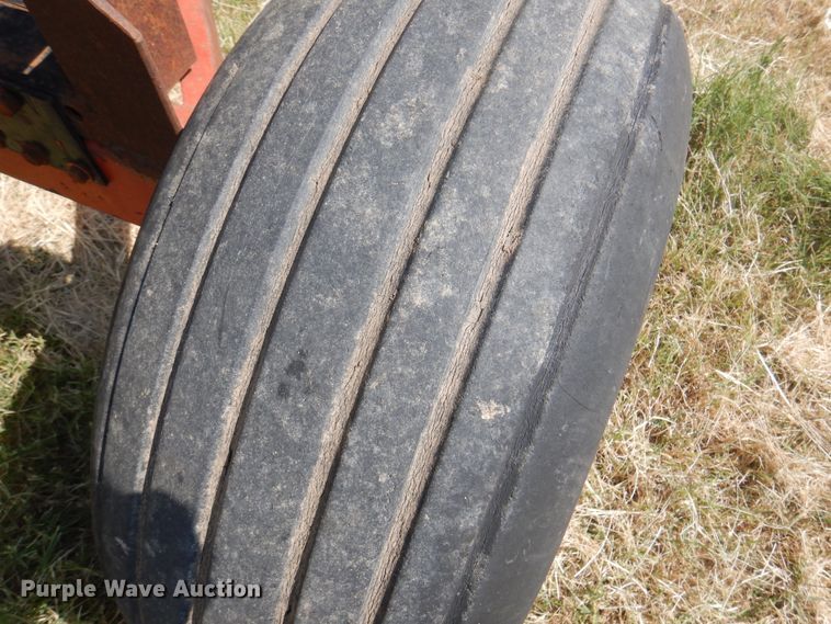 image for item DK2320 1995 John Deere 930  rigid head