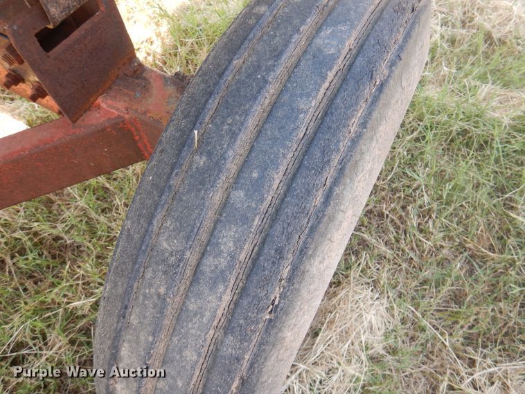 image for item DK2320 1995 John Deere 930  rigid head