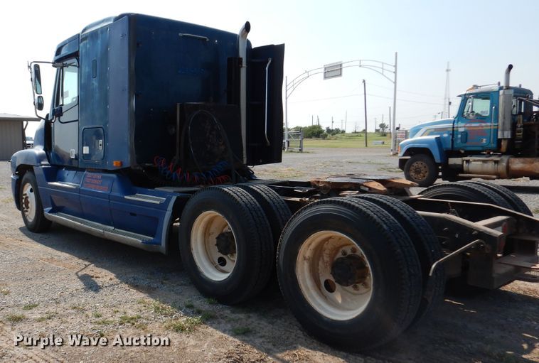 image for item DK2321 1997 Freightliner FLC120  semi truck