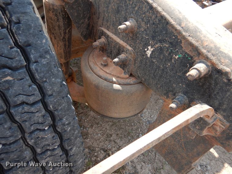 image for item DK2321 1997 Freightliner FLC120  semi truck