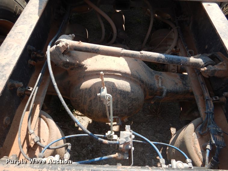 image for item DK2321 1997 Freightliner FLC120  semi truck