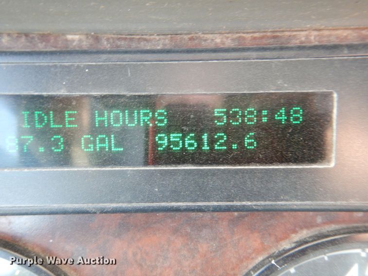 image for item DK2321 1997 Freightliner FLC120  semi truck